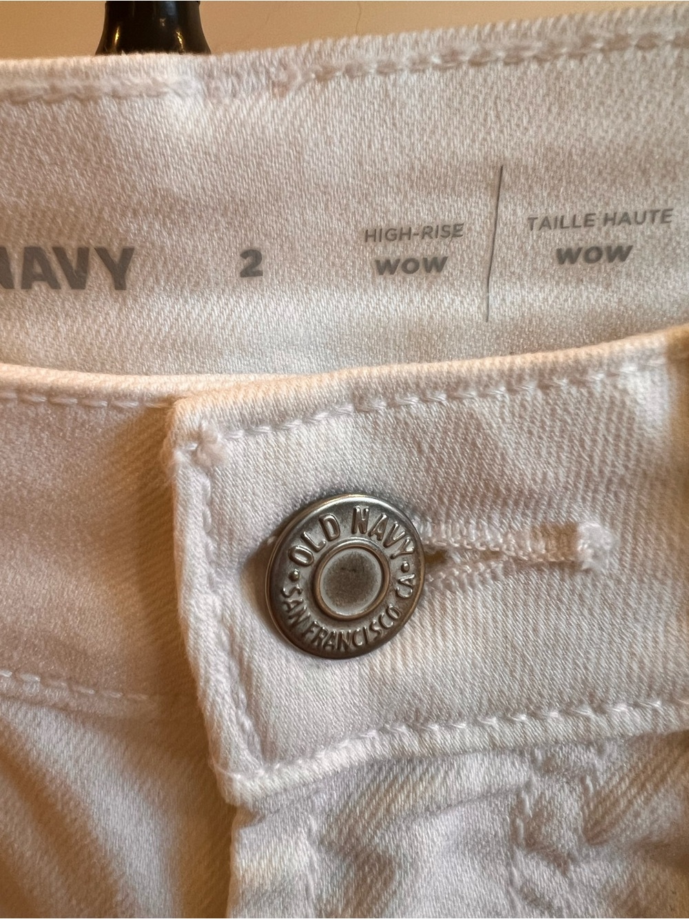Old Navy White Cuffed High-Rise Denim Shorts - Picture 2 of 4